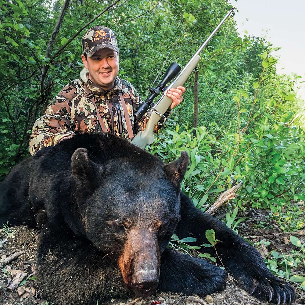 Colin Kearns bear hunting